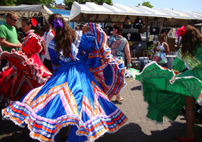 mexicaanse danseressen danser live muziek
